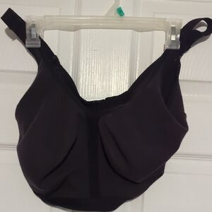 Cacique Black Bra with Adjustable Straps and Molded Cups